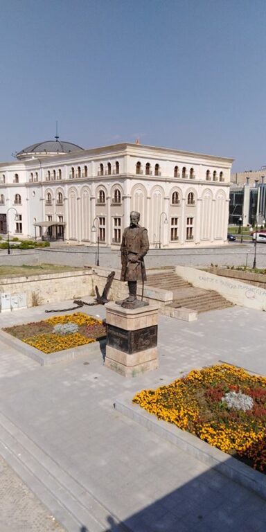 Бојанић: Ови споменици сметају албанцима у Скопљу, већина наших градова их нема... однос према историји и култури