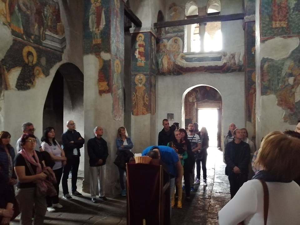 Колектив ОШ ,,Бубањски хероји“ из Ниша, Дан школе прославио са монаштвом на Космету