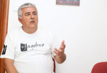 ДУШАН БАСТАШИЋ: СРБИ СЕ И САМИ ОДРИЧУ СВОЈИХ ЖРТАВА