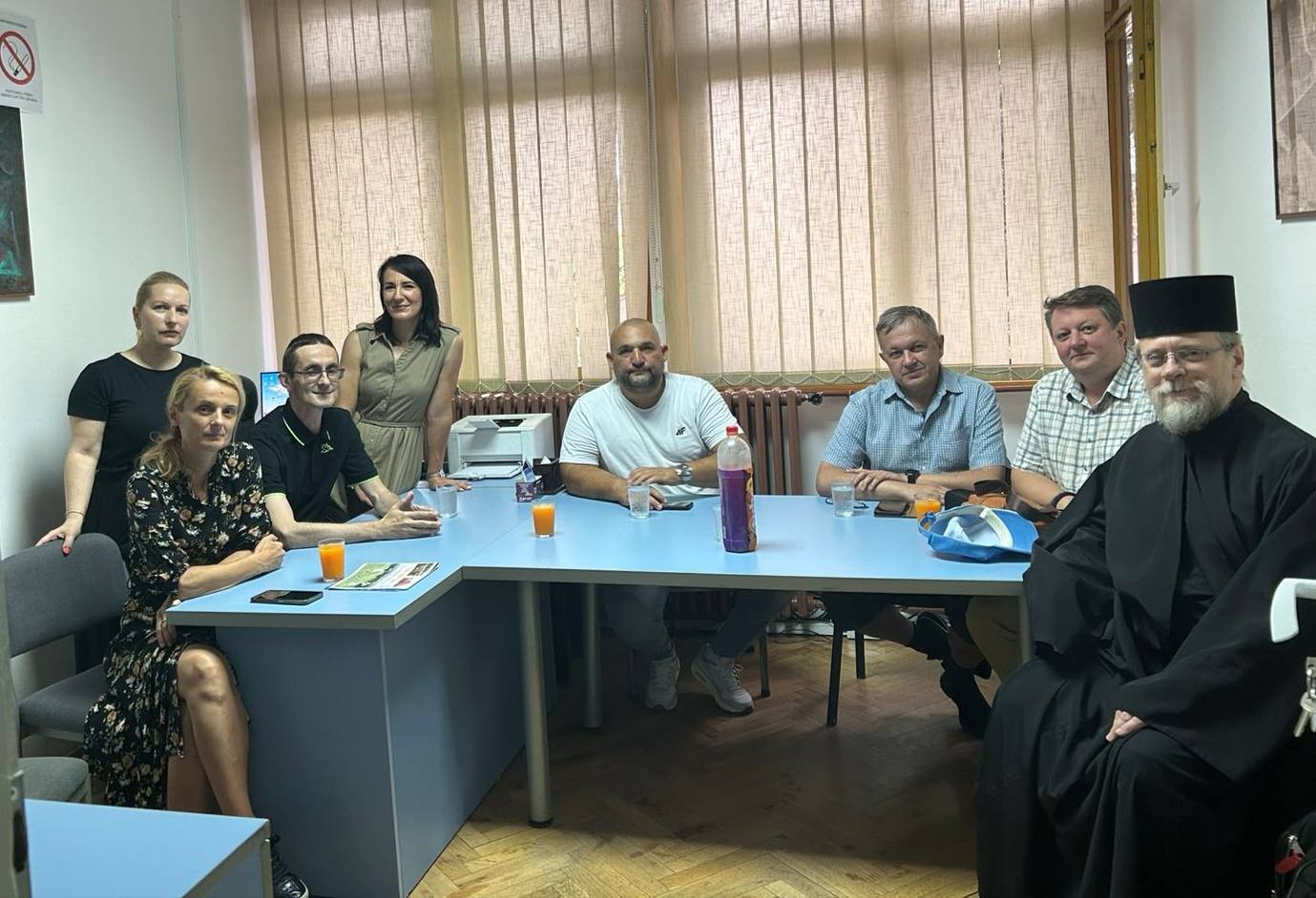 Лични контакт после деценије успешне сарадње, професор из Русије обишао ОШ ,,Бубањски хероји" и град Ниш