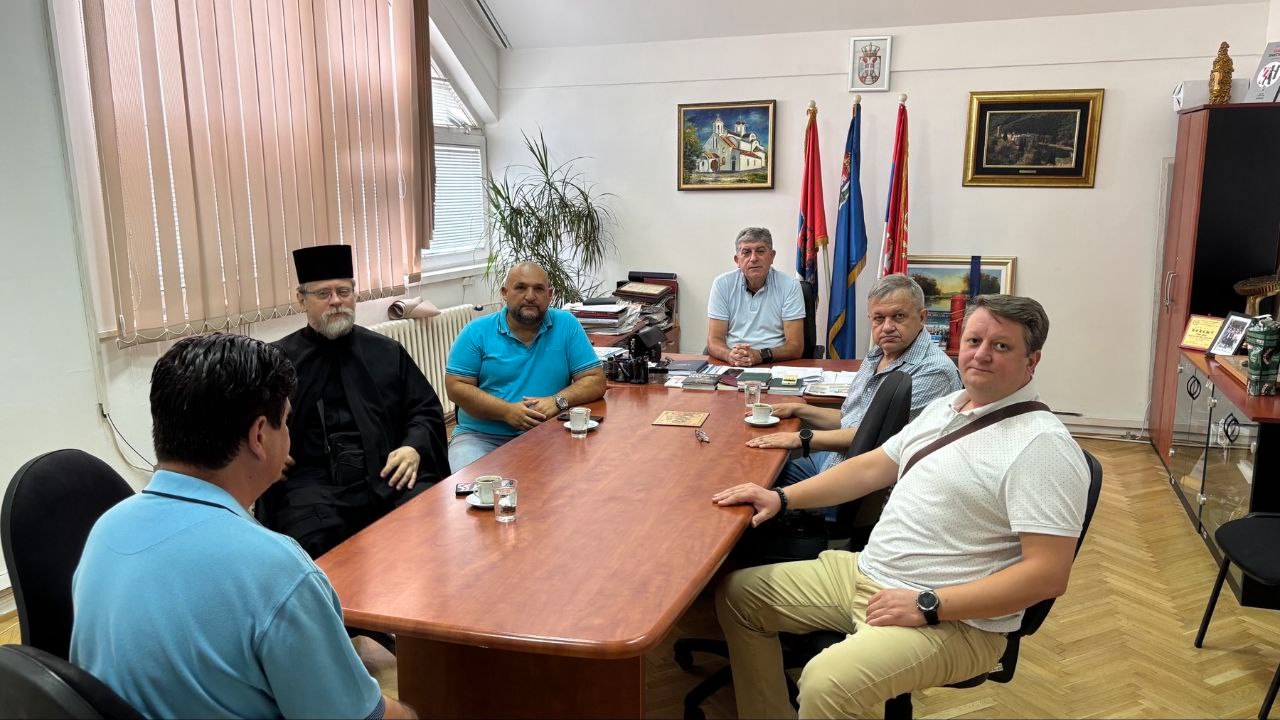 Шест дана у Србији