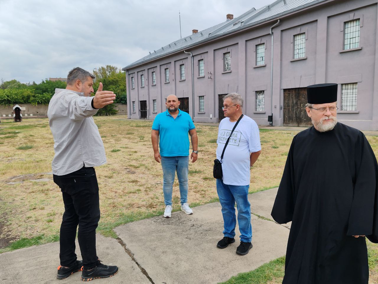 Шест дана у Србији