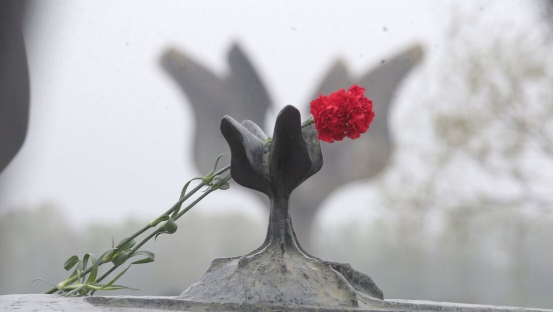 Басташић за РТ Балкан: Јасеновац парадигма свих других стратишта, Србија да реагује на хрватске лажи Басташић за РТ Балкан: Јасеновац парадигма свих других стратишта, Србија да реагује на хрватске лажи