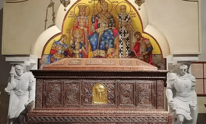 Бојанић: ЗАБОРАВЉЕНИ ГРОБ ЦАРА ДУШАНА, СРАМНА ИСТИНА О НАШЕМ ОДНОСУ ПРЕМА ИСТОРИЈИ