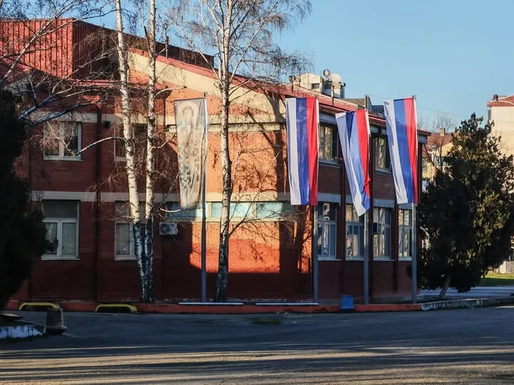 Бојанић: Јарбол, застава, химна, Завет, разглас - школа као темељ идентитета